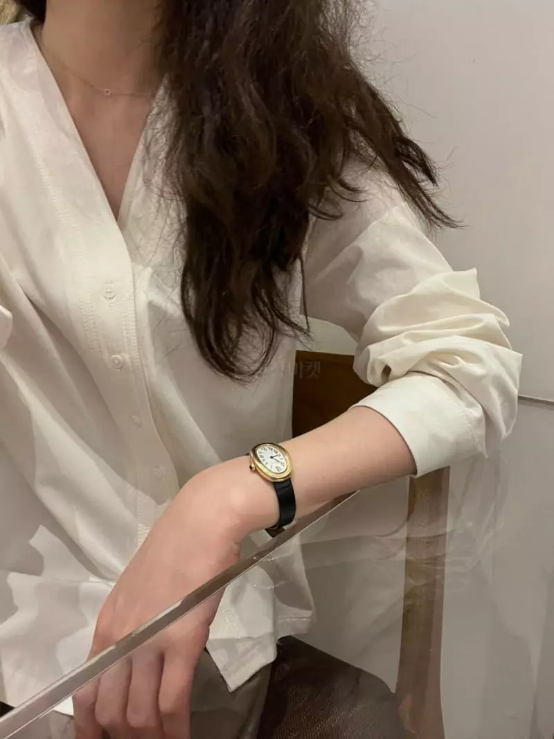 Taste - Korean Women Fashion - #momslook - Round V Shirt