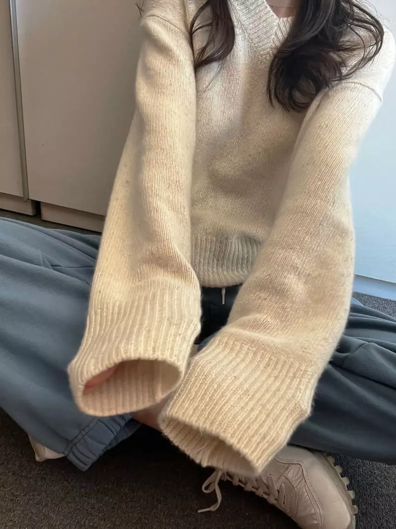 Taste - Korean Women Fashion - #momslook - Nef V Knit Tee - 5
