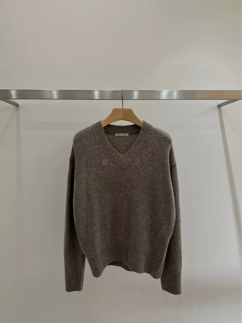 Taste - Korean Women Fashion - #momslook - Nef V Knit Tee - 7