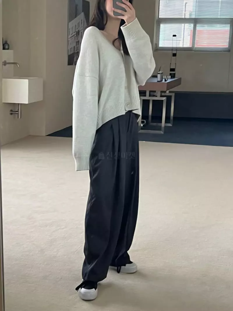 Taste - Korean Women Fashion - #pursuepretty - Pocket Pants - 2