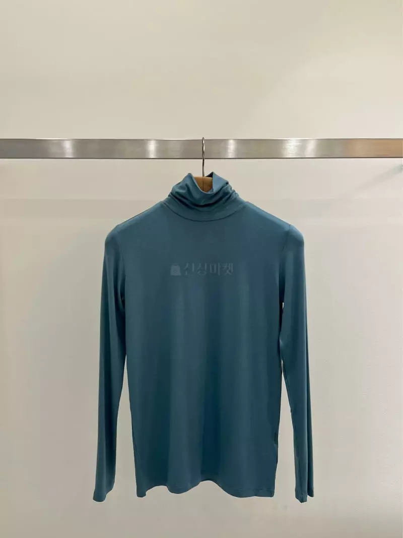 Taste - Korean Women Fashion - #romanticstyle - Turtleneck Tee