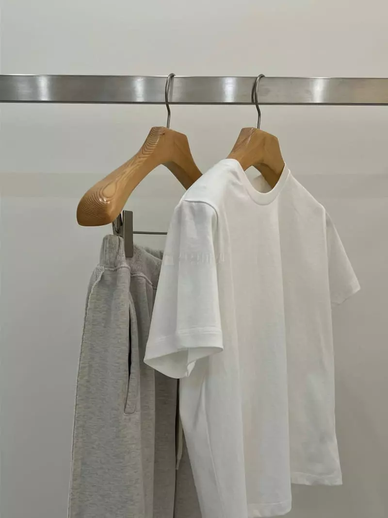Taste - Korean Women Fashion - #thelittlethings - Vbaack Detail Bella Tee