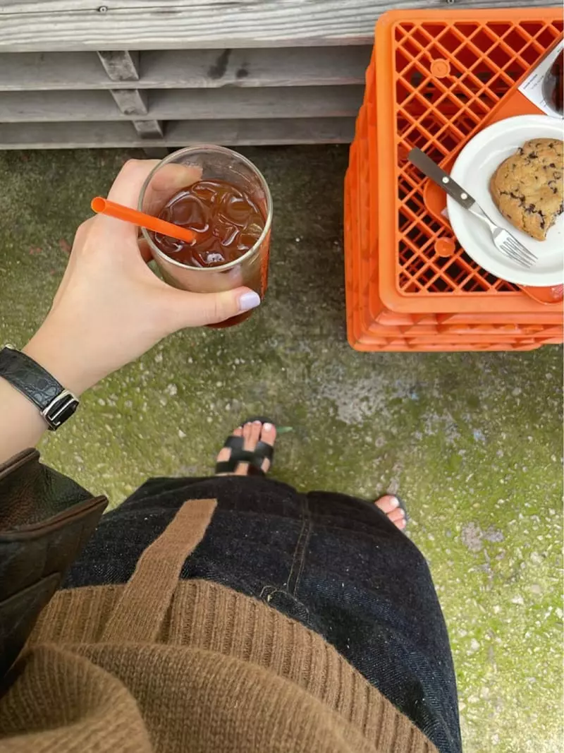Taste - Korean Women Fashion - #thelittlethings - Slit Vest - 5