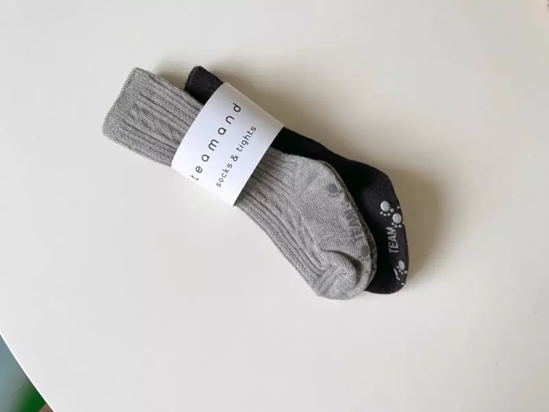 Teamand - Korean Children Fashion - #discoveringself - Twist Knee Socks Set - 4