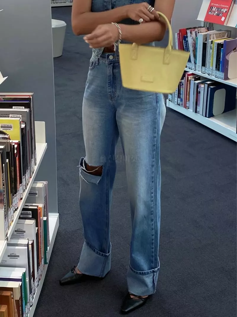 Tempting - Korean Women Fashion - #momslook - Roll-up Vintage Jeans - 3