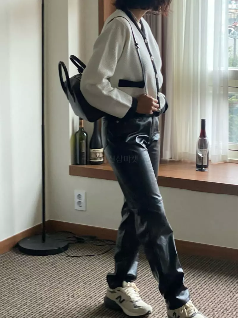 Tempting - Korean Women Fashion - #momslook - Arc Leather Pants - 6