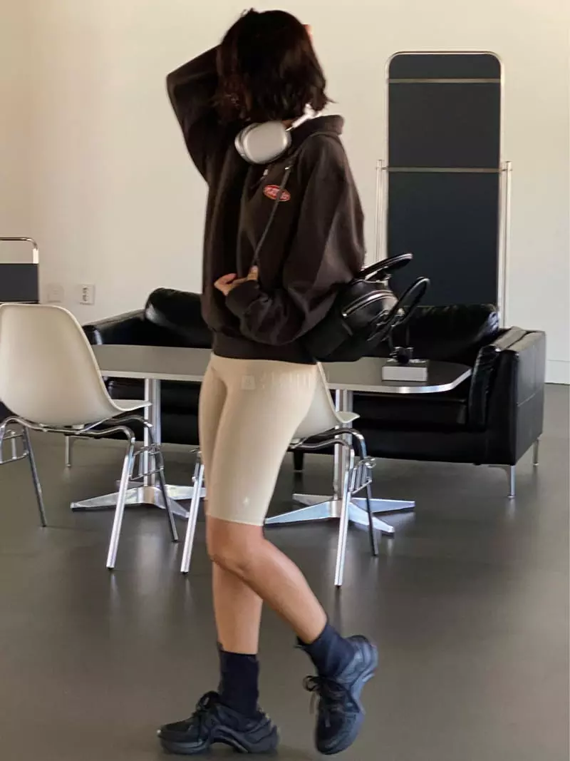 Tempting - Korean Women Fashion - #restrostyle - Play Sweatyshirt - 6