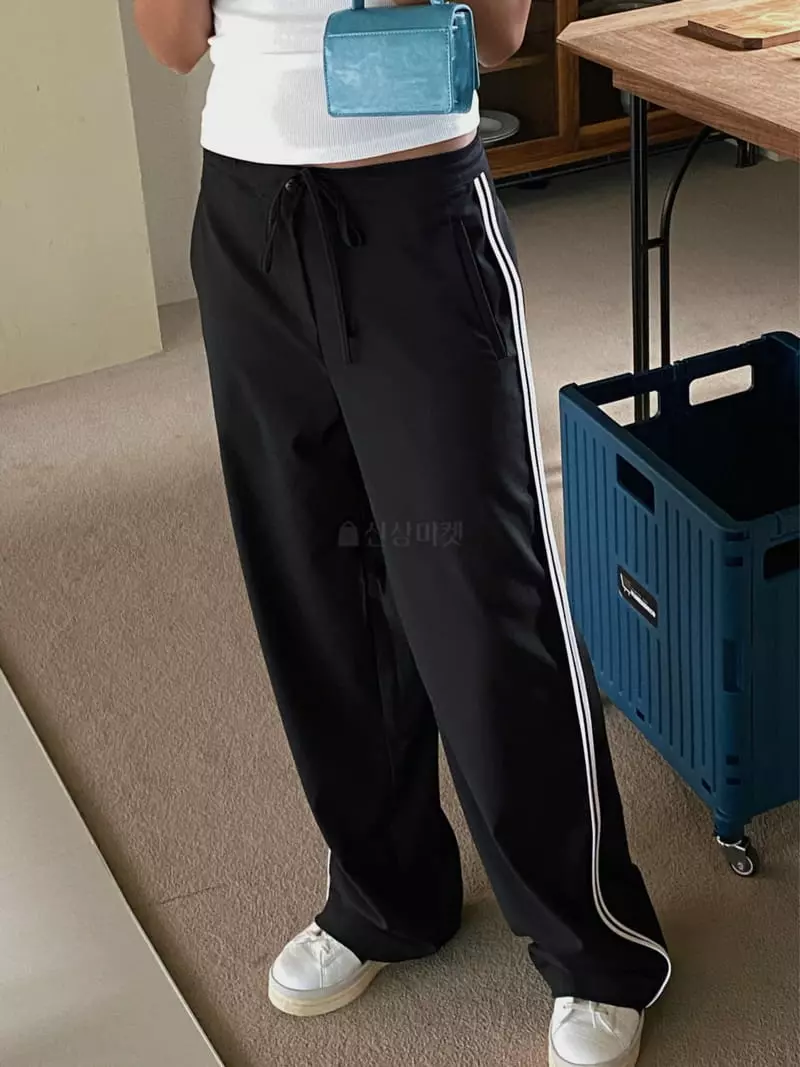 Tempting - Korean Women Fashion - #vintagekidsstyle - Taping Pants - 11