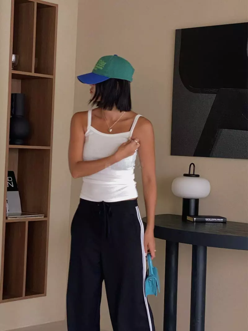 Tempting - Korean Women Fashion - #momslook - Balance Sleeveless - 4