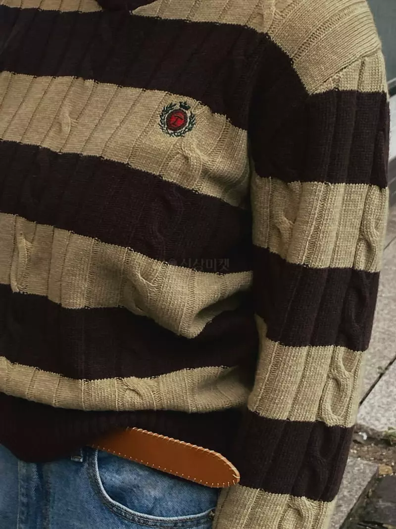 Tempting - Korean Women Fashion - #womensfashion - Embrodiery Stripes Knit Tee - 2