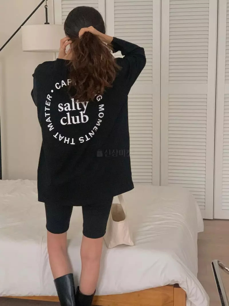 Tfarm - Korean Women Fashion - #momslook - Salty Slit Tee - 10
