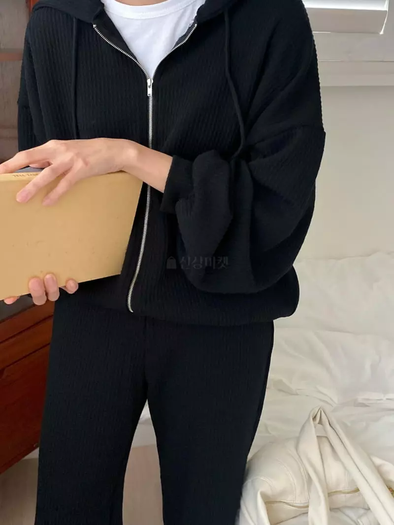 Tfarm - Korean Women Fashion - #momslook - Jenny Zip Up Set - 11