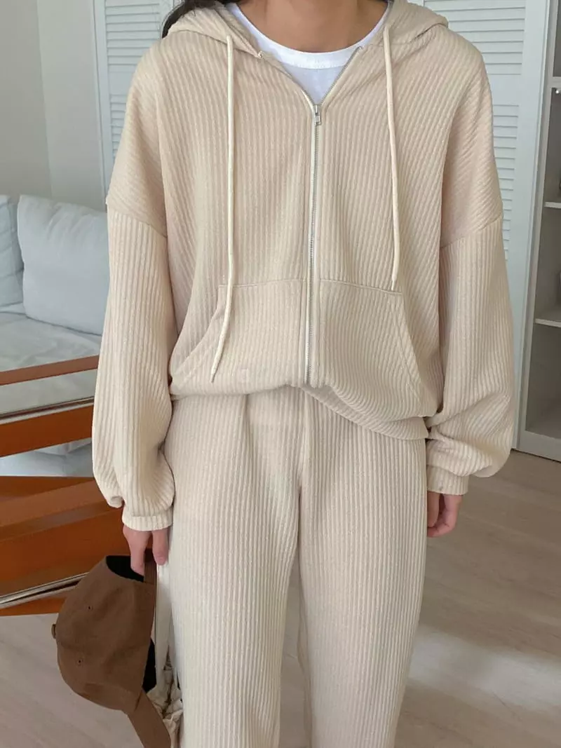 Tfarm - Korean Women Fashion - #romanticstyle - Jenny Zip Up Set