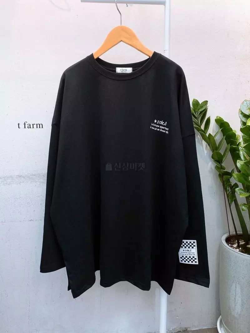 Tfarm - Korean Women Fashion - #romanticstyle - Checker Patch Slit Tee - 4