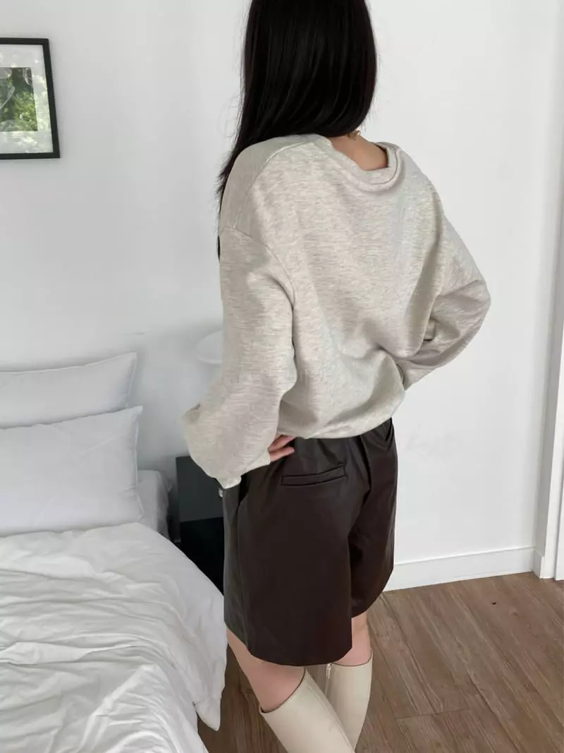 The Nkino - Korean Women Fashion - #momslook - Wapen V Sweatshirt - 11