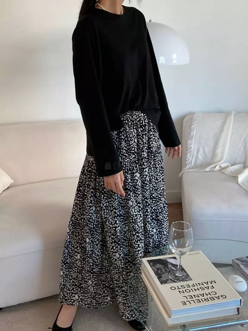 The Nkino - Korean Women Fashion - #momslook - Paris Patch Tee - 2