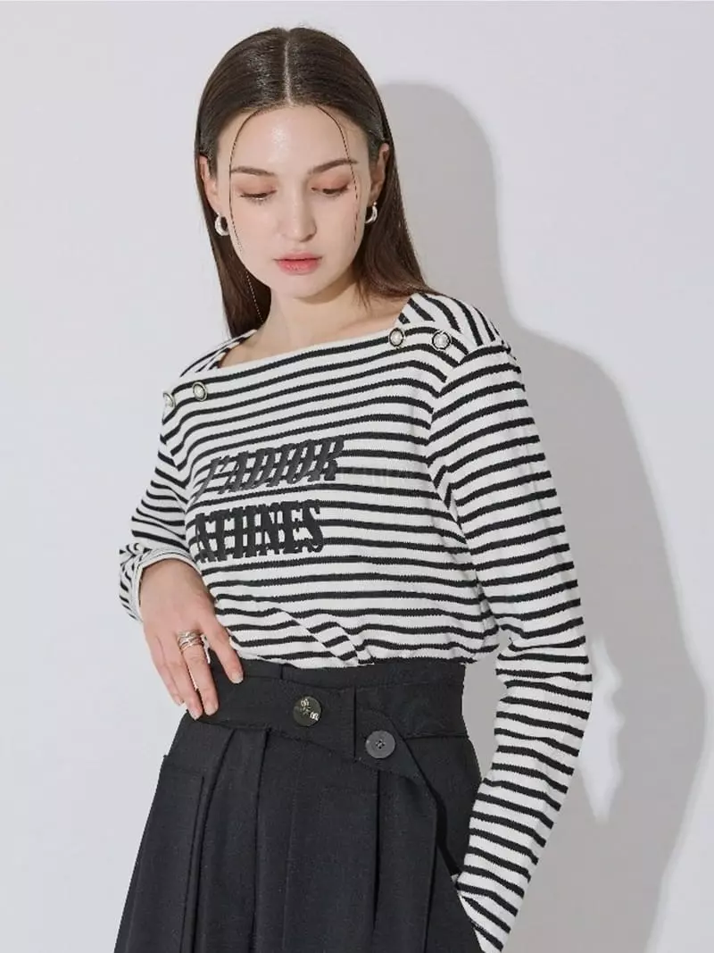 Theany - Korean Women Fashion - #momslook - Shoulder Button Tee - 6