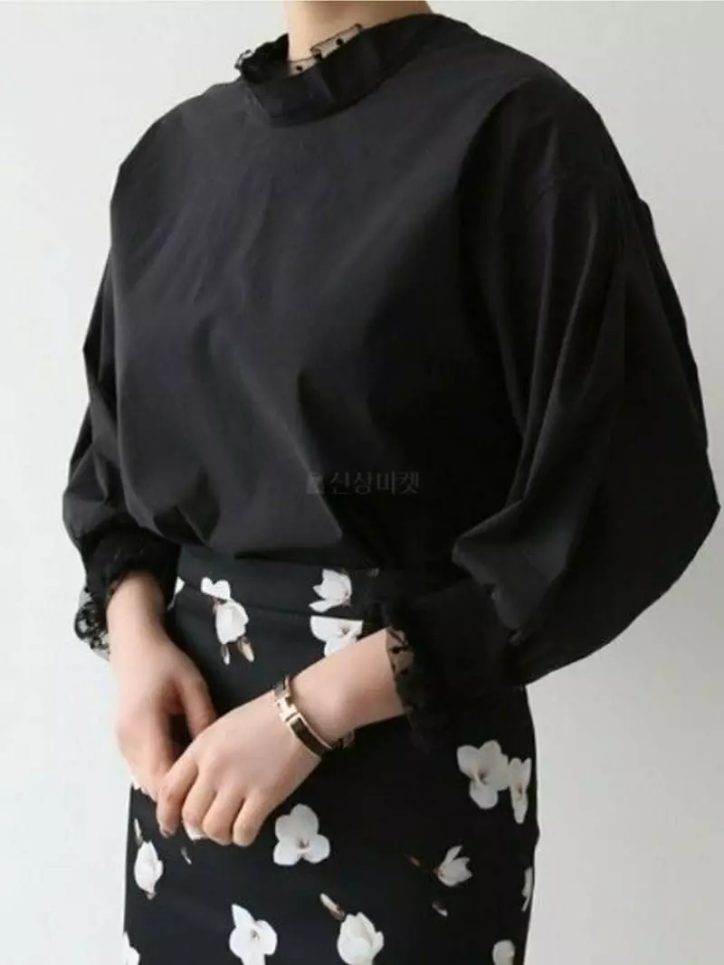 Theany - Korean Women Fashion - #momslook - Lace Block Blouse - 10