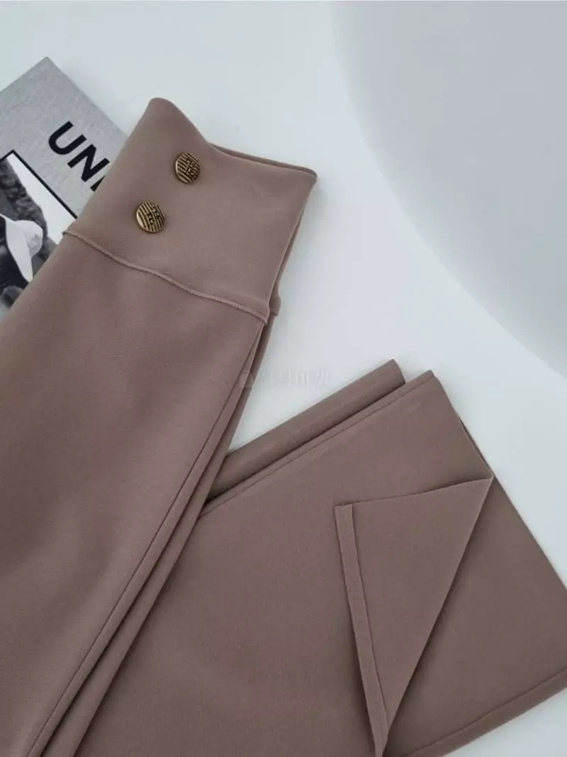 Theany - Korean Women Fashion - #vintagekidsstyle - Button Slit Pants - 3