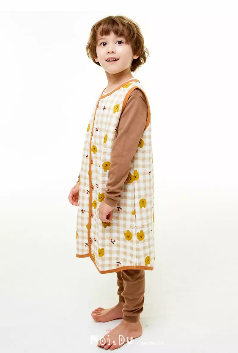 Ttasom - Korean Children Fashion - #childofig - Petit Cherry Bear Sleepvest - 6