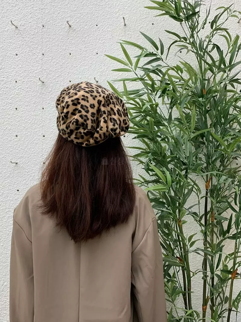 Two J - Korean Women Fashion - #momslook - Leopard Beret Hat - 2