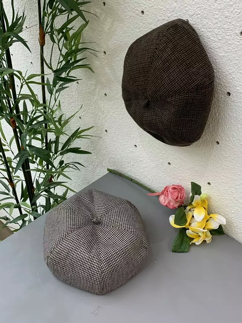 Two J - Korean Women Fashion - #momslook - Check Beret Hat - 2