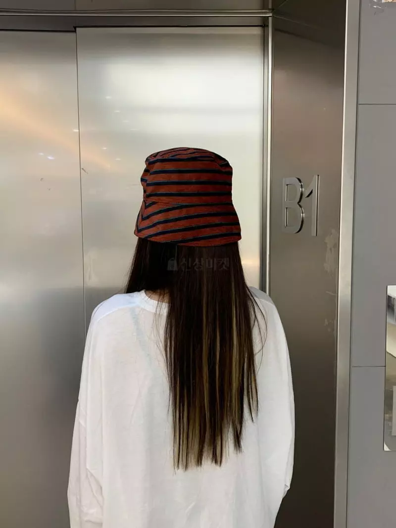 Two J - Korean Women Fashion - #momslook - Wave Bucket Hat