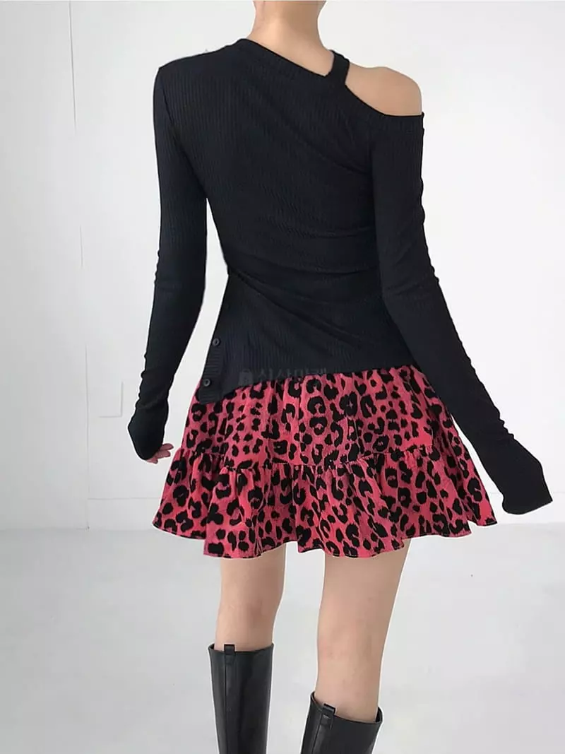 Twomoon - Korean Women Fashion - #momslook - Kay Slit Tee - 2