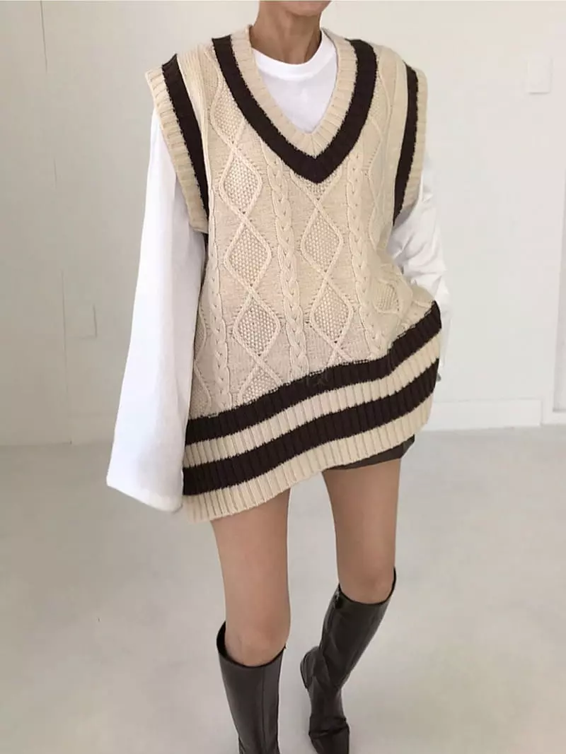 Twomoon - Korean Women Fashion - #pursuepretty - Argyle Knit Vest - 9