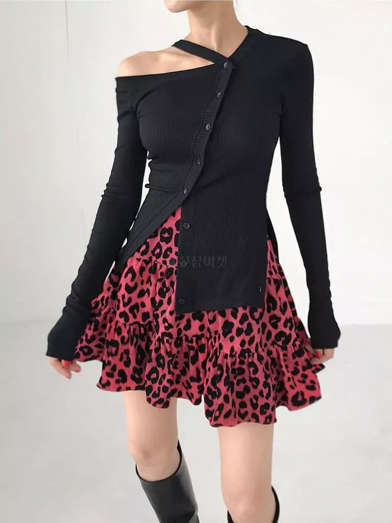 Twomoon - Korean Women Fashion - #womensfashion - Kay Slit Tee