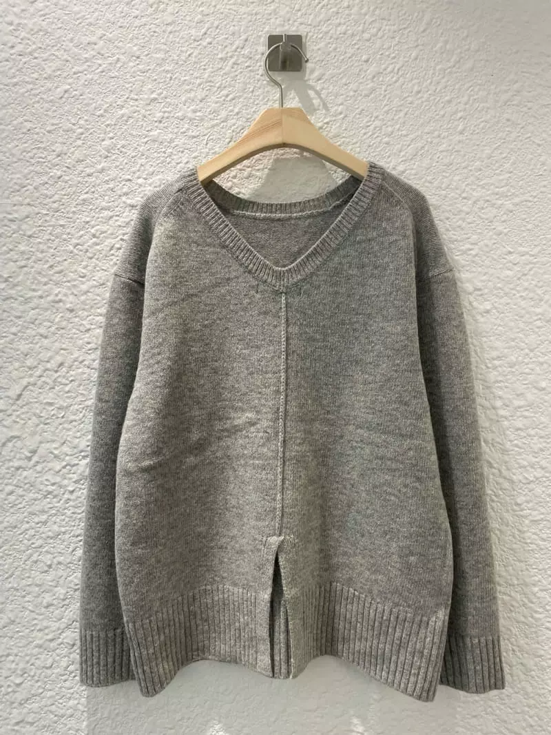 Unbalance - Korean Women Fashion - #vintagekidsstyle - Back V Knit Tee - 7