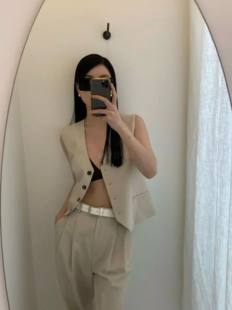 Unbound - Korean Women Fashion - #momslook - Meberic Vest