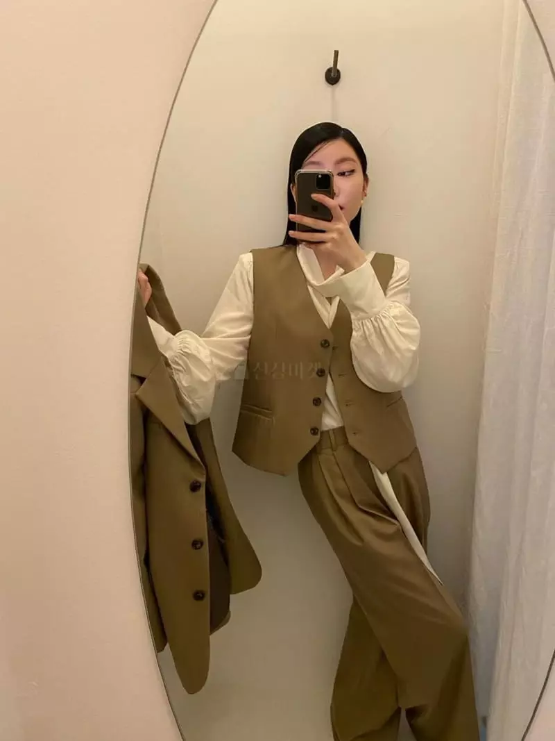 Unbound - Korean Women Fashion - #womensfashion - Meberic Jacket - 5