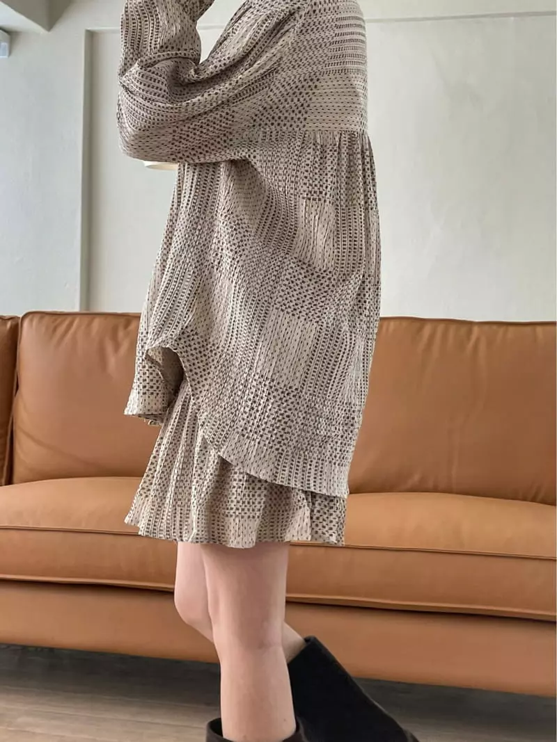 Und - Korean Women Fashion - #vintagekidsstyle - Paint Blouse - 2