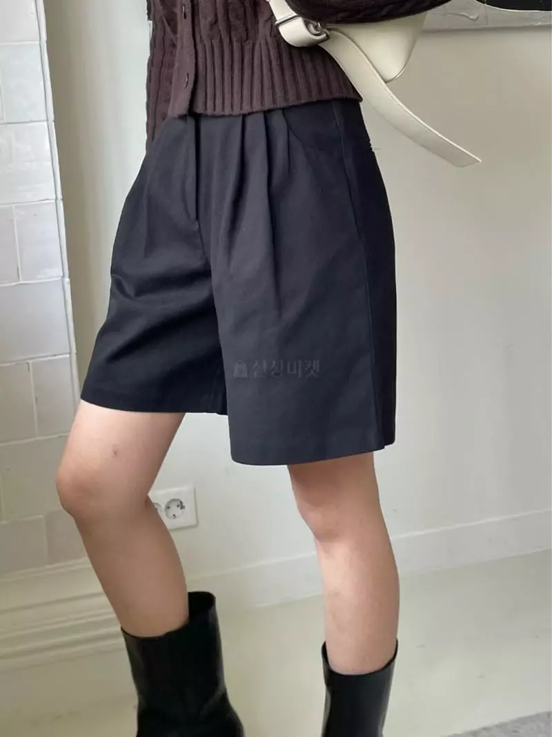 Und - Korean Women Fashion - #womensfashion - Cotton Half Pants - 3