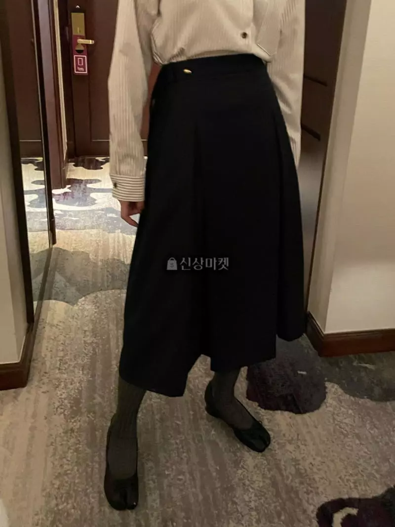 Under Row - Korean Women Fashion - #momslook - Binua Skirt - 12