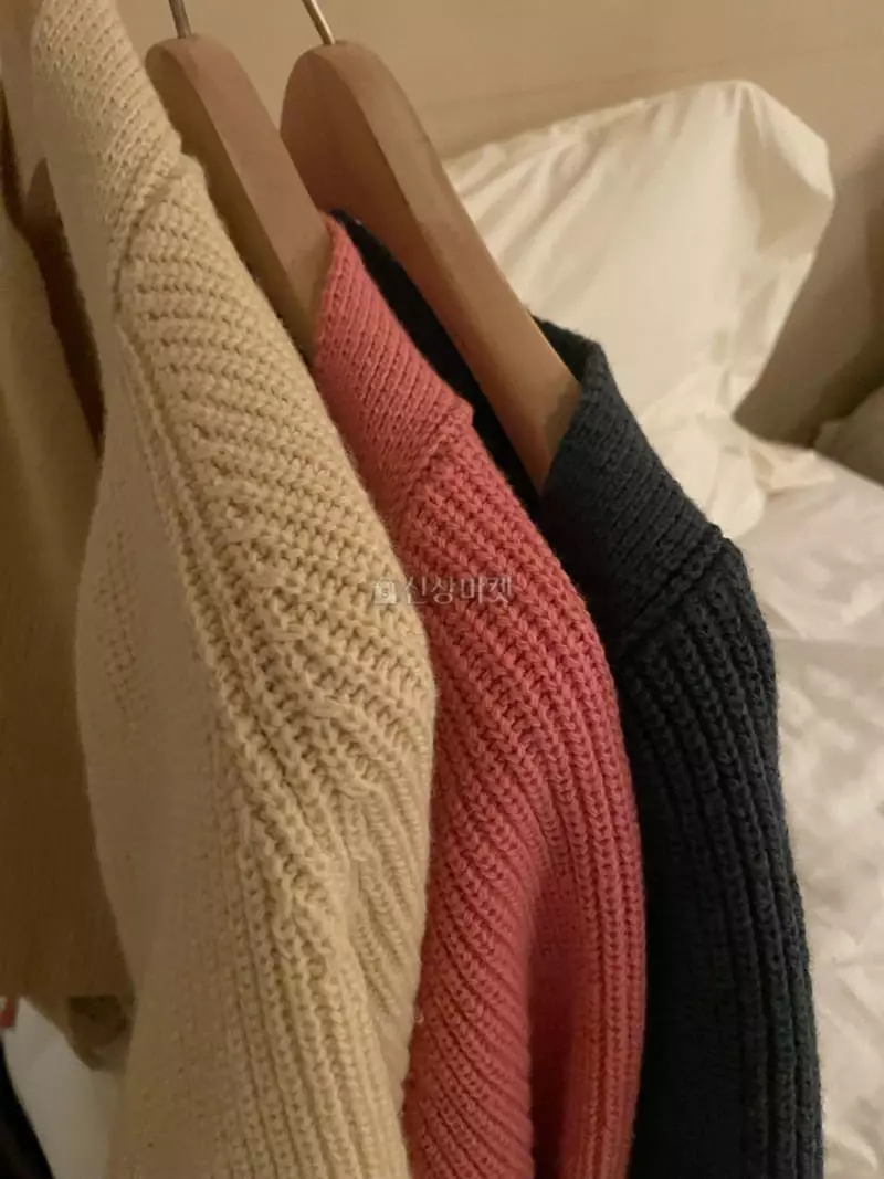 Under Row - Korean Women Fashion - #womensfashion - Belted Short Cardigan - 4