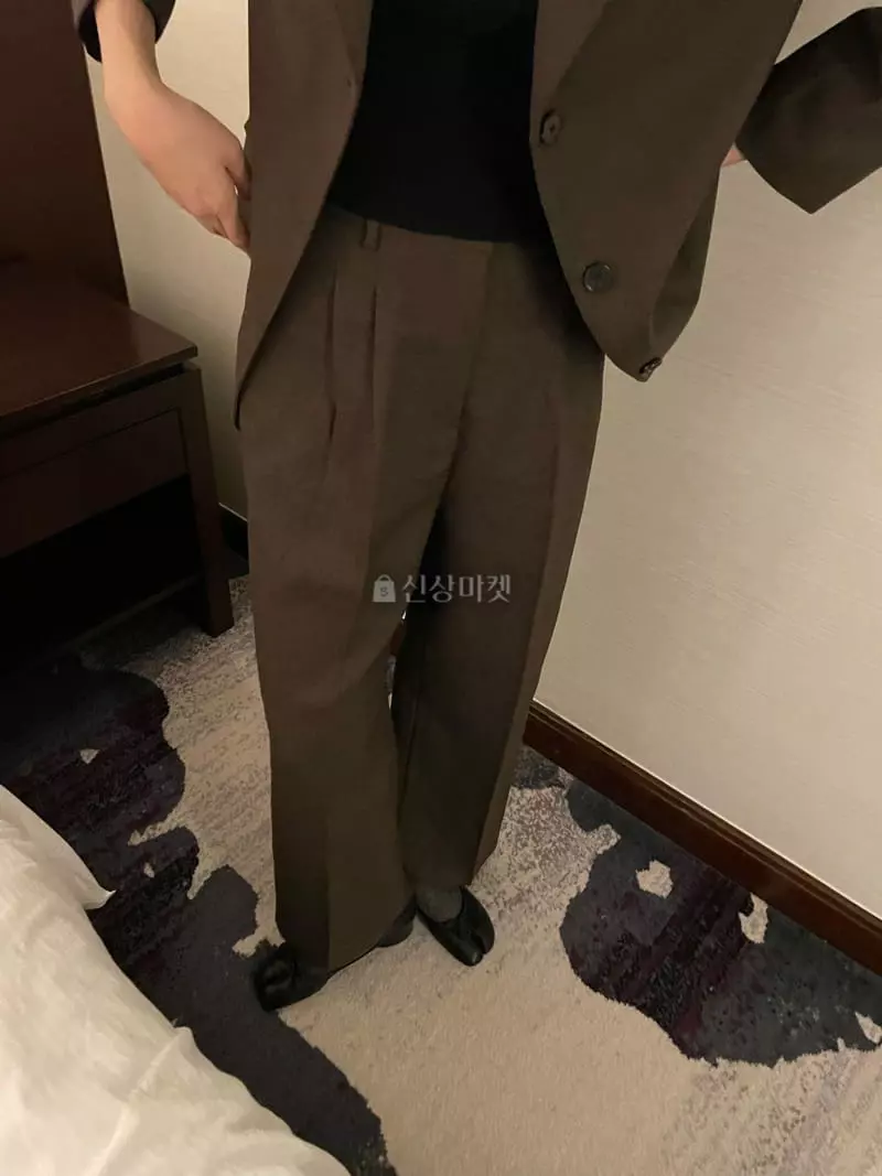 Under Row - Korean Women Fashion - #momslook - Loving Pants - 2