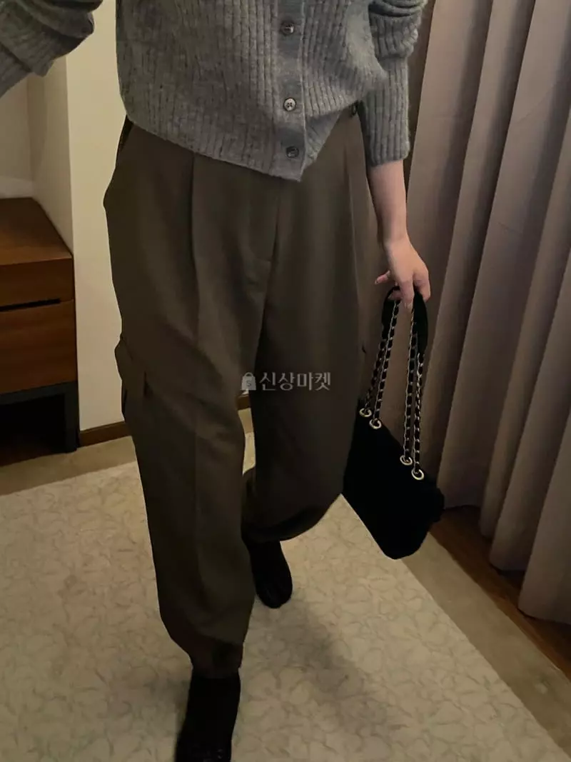 Under Row - Korean Women Fashion - #momslook - Gunbbang Pants - 12