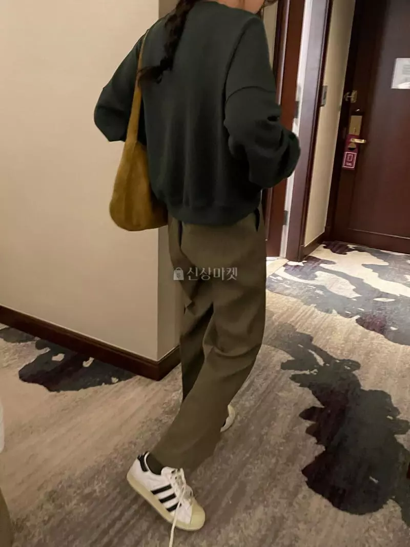Under Row - Korean Women Fashion - #momslook - Wave Sweatshirt - 11