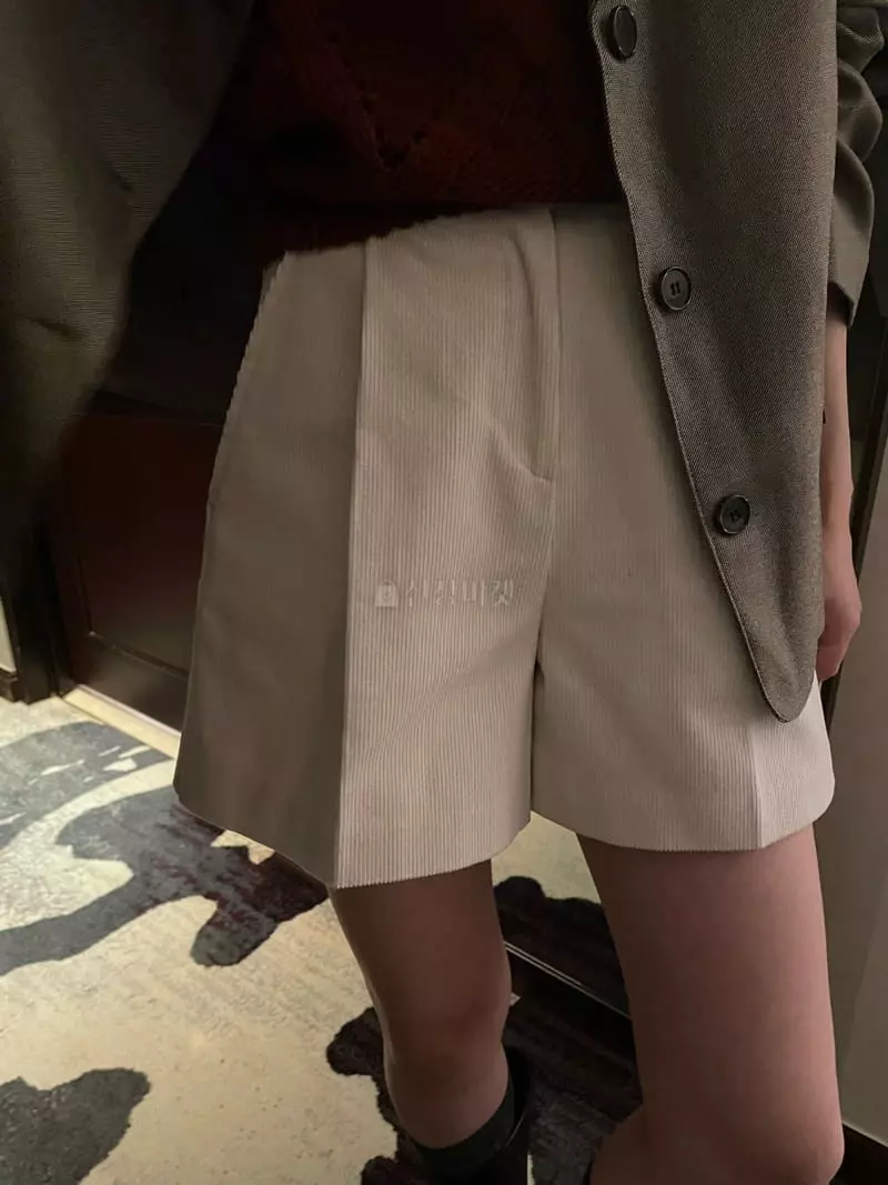 Under Row - Korean Women Fashion - #pursuepretty - Corduroy Half Pants