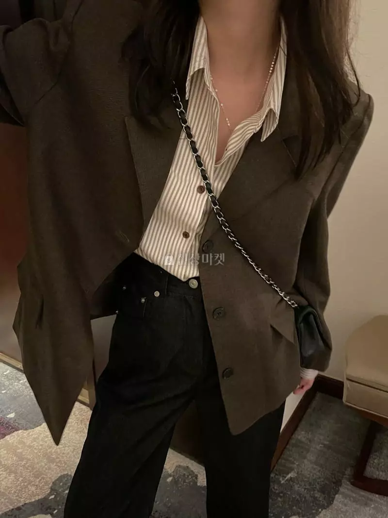 Under Row - Korean Women Fashion - #restrostyle - Loving Jacket - 12