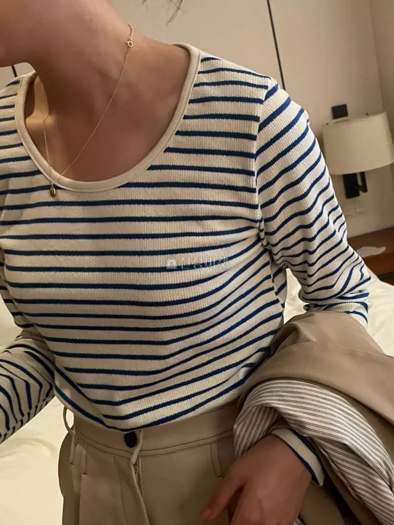 Under Row - Korean Women Fashion - #restrostyle - Stripes U Neck Tee - 6