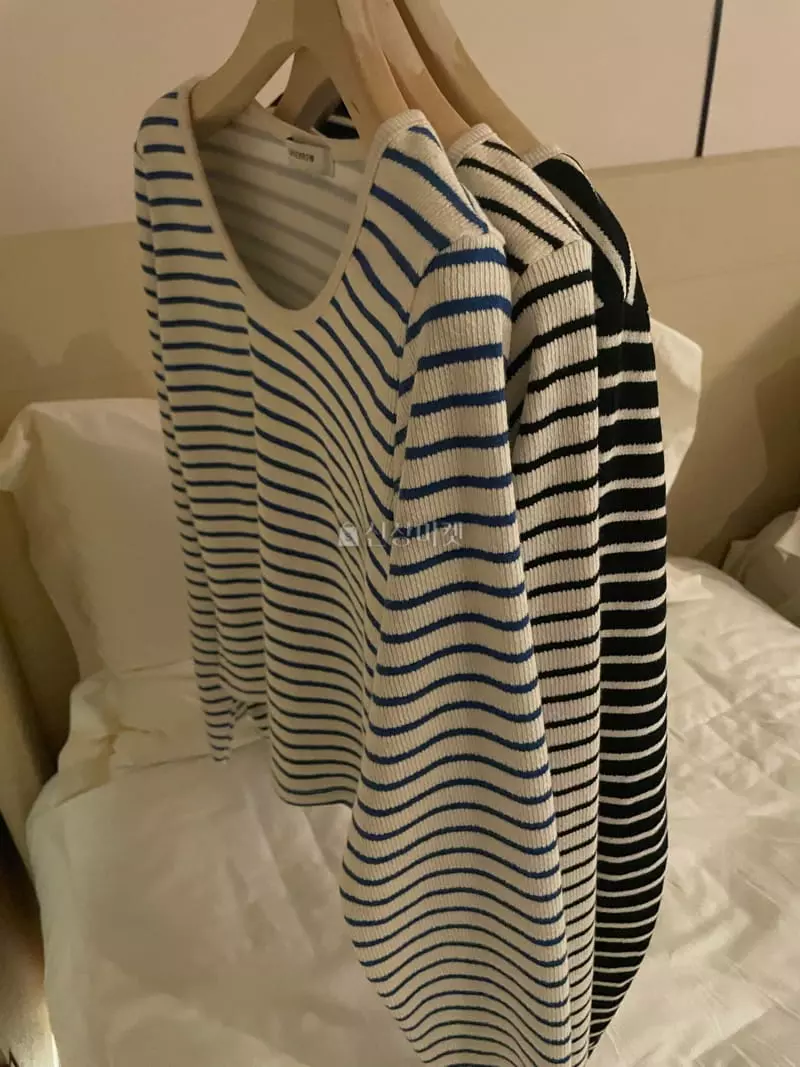 Under Row - Korean Women Fashion - #romanticstyle - Stripes U Neck Tee - 7