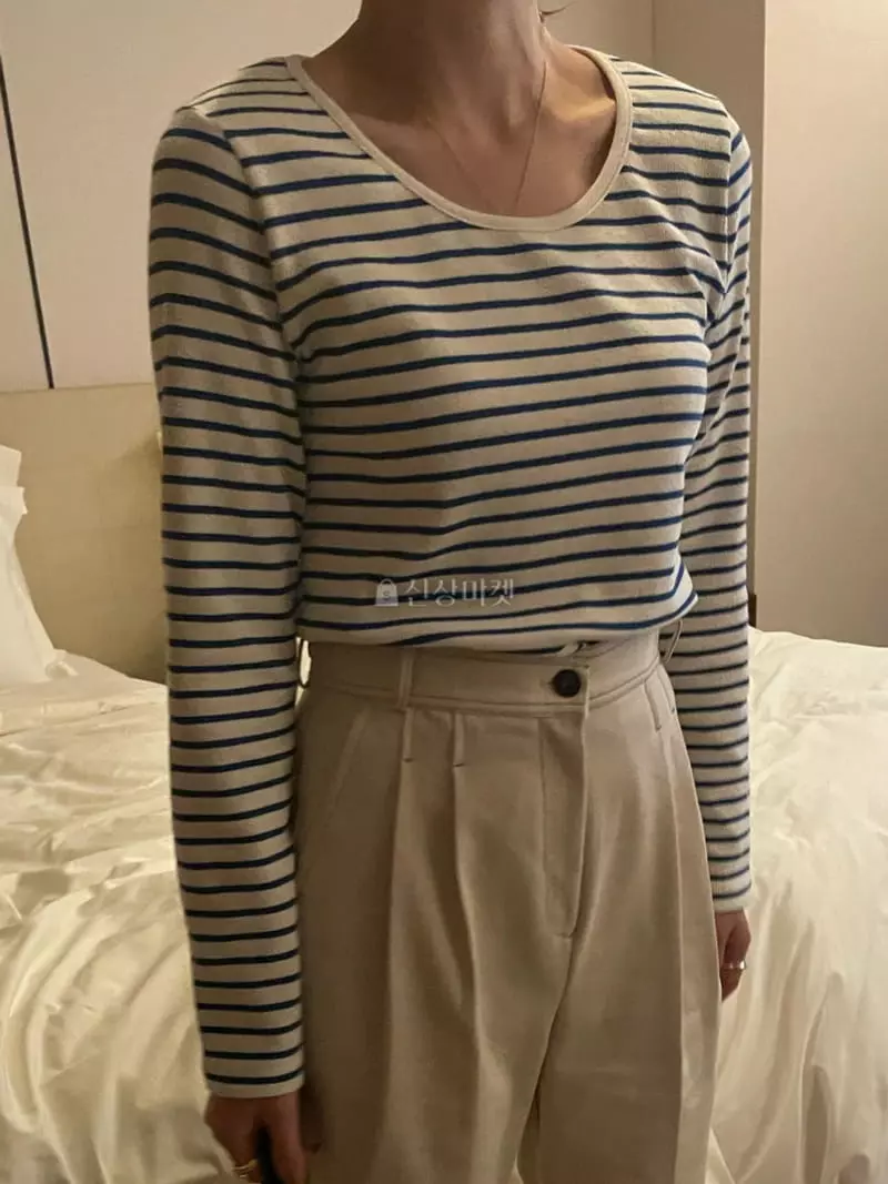 Under Row - Korean Women Fashion - #thatsdarling - Stripes U Neck Tee - 9