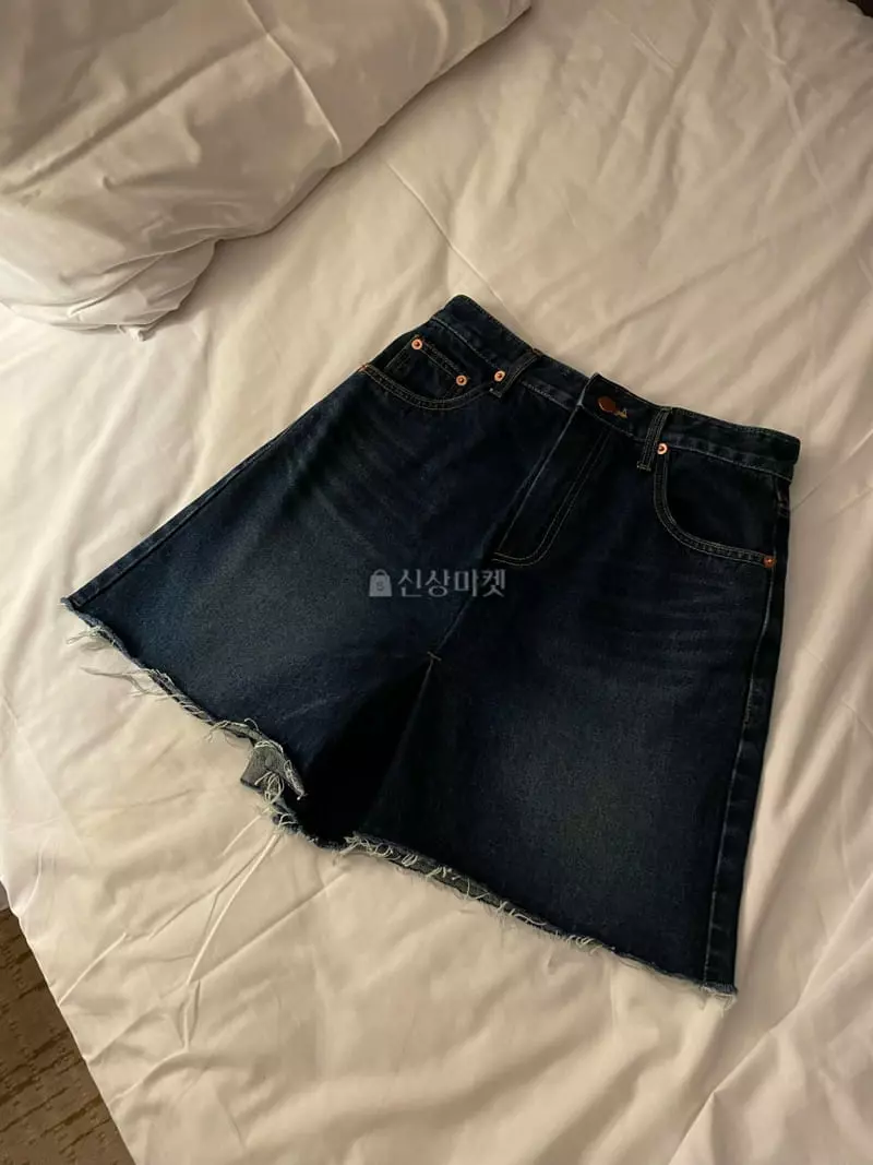 Under Row - Korean Women Fashion - #thelittlethings - A Line Skirt pants - 9