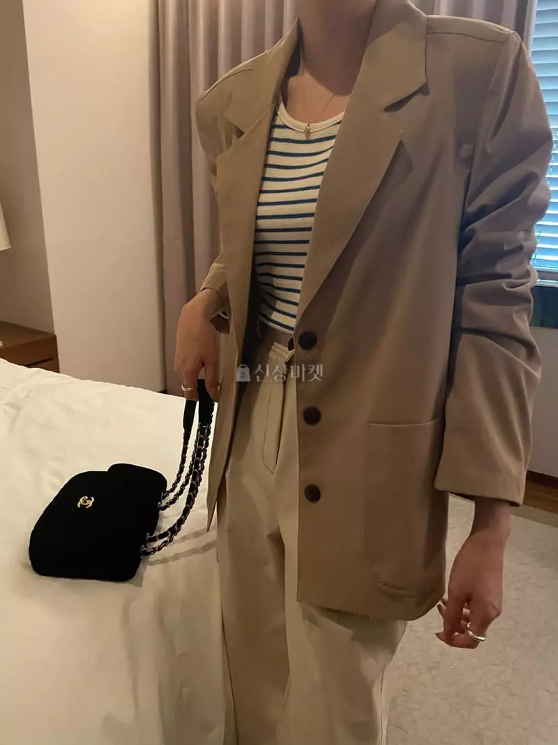 Under Row - Korean Women Fashion - #vintageinspired - Stripes U Neck Tee - 4