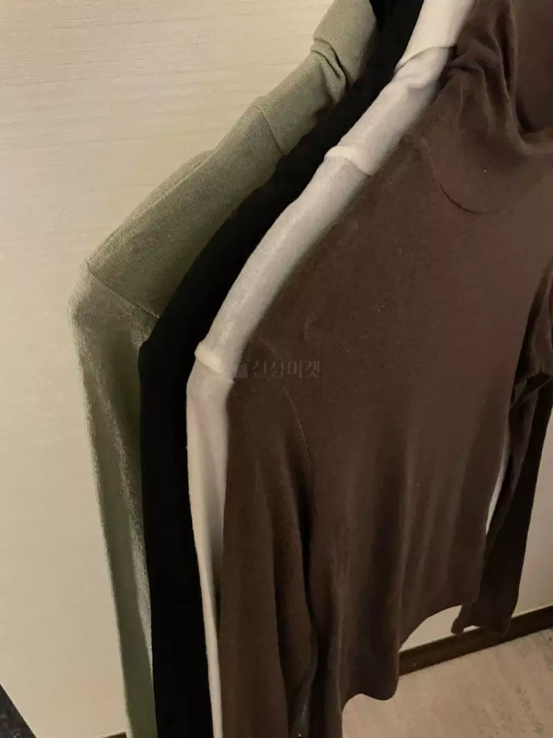 Under Row - Korean Women Fashion - #womensfashion - Angora Turtleneck Tee - 6