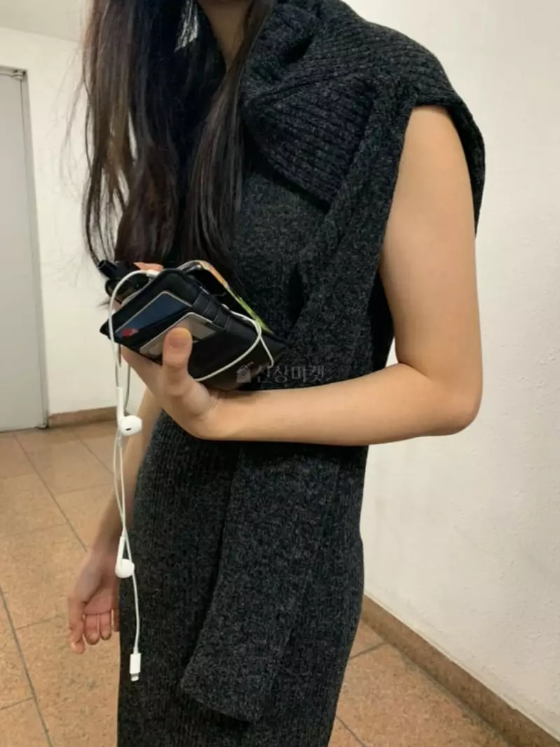 Under Row - Korean Women Fashion - #womensfashion - Bocashi Cardigan - 7