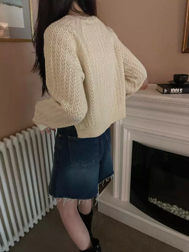 Under Row - Korean Women Fashion - #womensfashion - Berry Round Knit Tee - 8